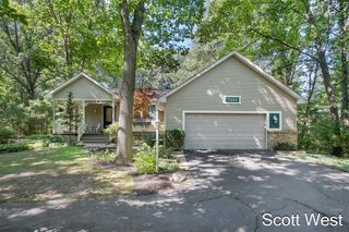 7181 River Glen Drive, Caledonia, MI 49316