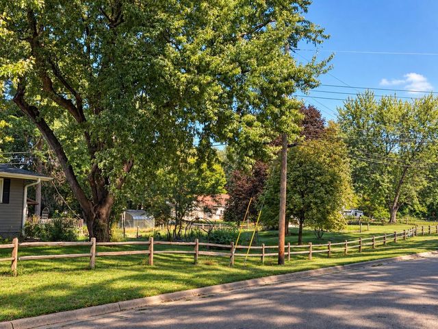 1236 2nd Street, Saint Paul Park, MN 55071