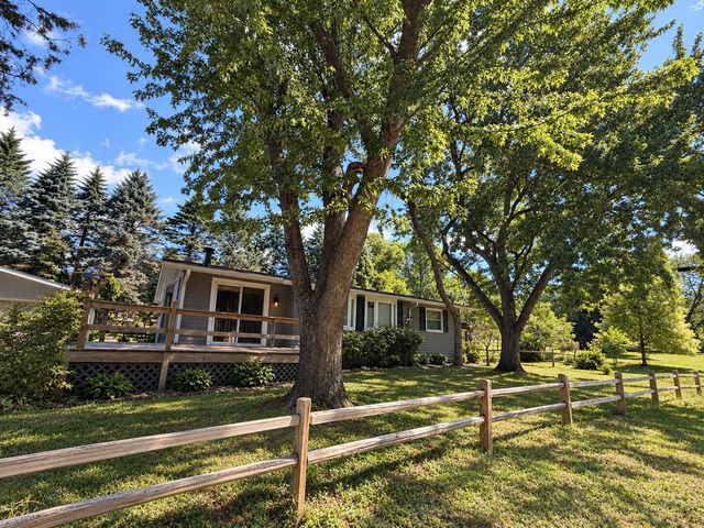 1236 2nd Street, Saint Paul Park, MN 55071