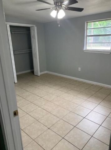 1011 Hackberry ST A, San Marcos, TX 78666