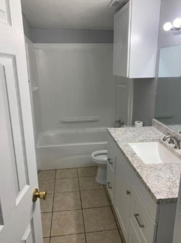 1011 Hackberry ST A, San Marcos, TX 78666