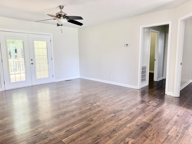 416 Sideline Drive, Oak Grove, KY 42262