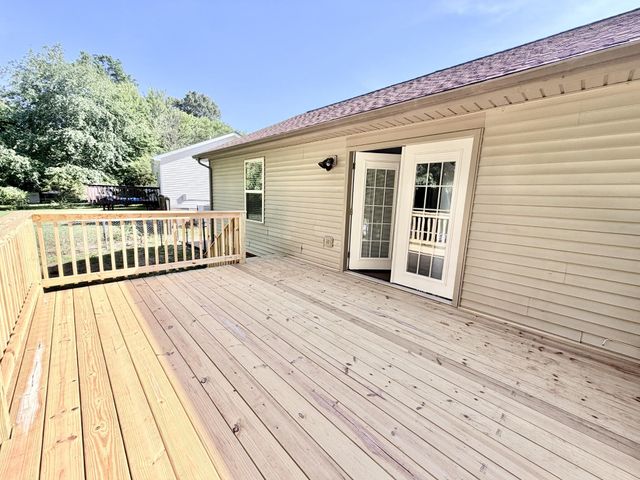 416 Sideline Drive, Oak Grove, KY 42262