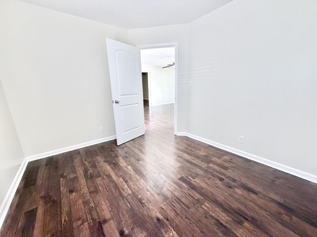 416 Sideline Drive, Oak Grove, KY 42262