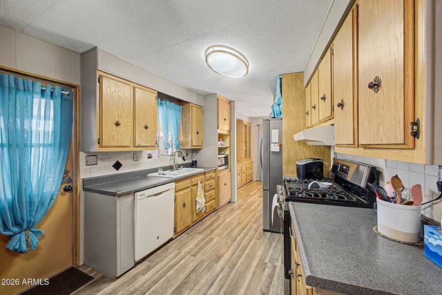 201 S Greenfield Road 60, Mesa, AZ 85206