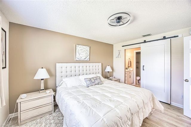 5708 Deauville CIR J305, Naples, FL 34112