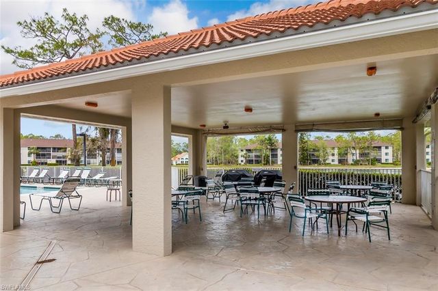 5708 Deauville CIR J305, Naples, FL 34112