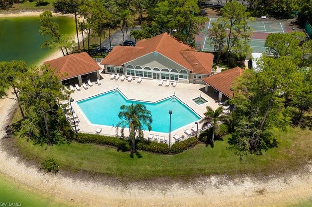 5708 Deauville CIR J305, Naples, FL 34112