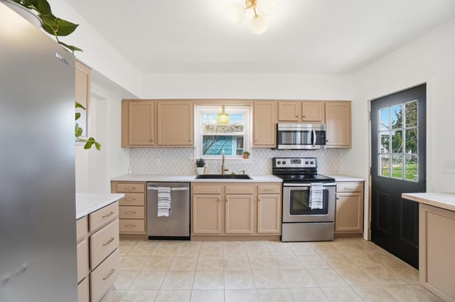 1330 Garfield Avenue 1330 Garfield Avenue, Springfield, OH 45504