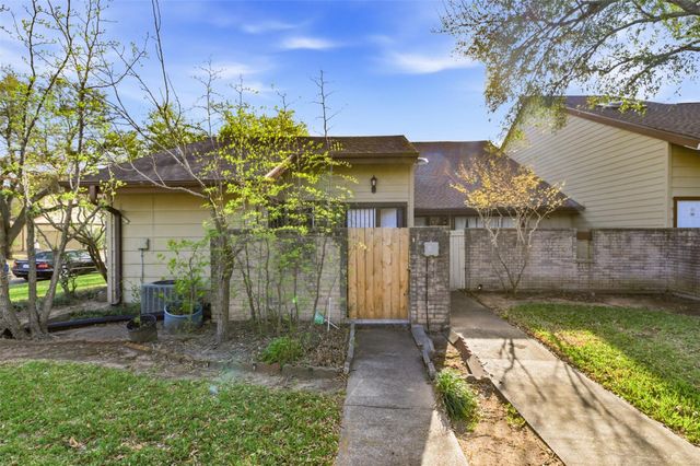 12503 Newbrook Drive, Houston, TX 77072