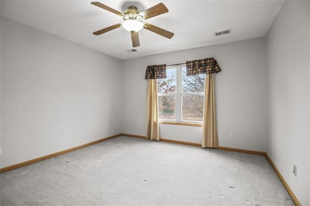 18607 S Askew Avenue, Belton, MO 64012