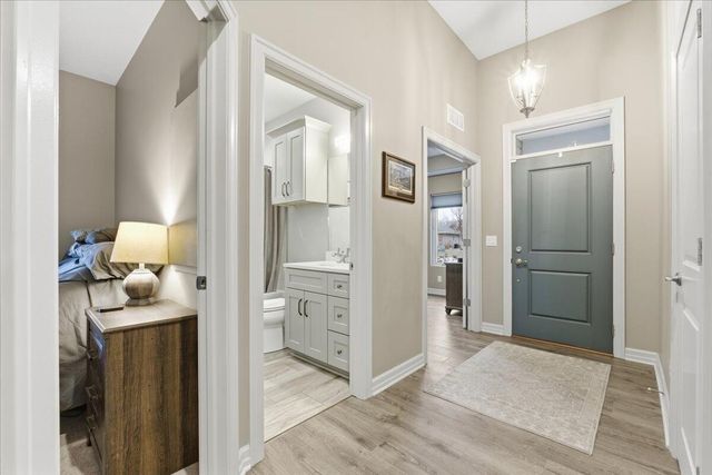 5248 CARRIAGE Road, Council Bluffs, IA 51501