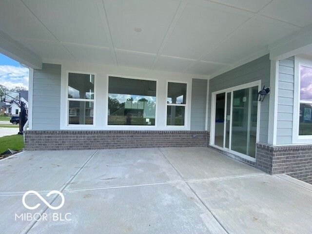6608 Dogwood Drive, Mccordsville, IN 46055
