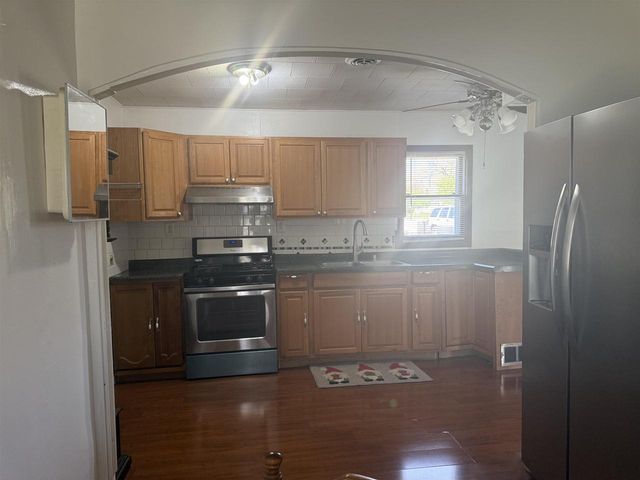2114 S Park Avenue, Beloit, WI 53511