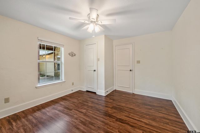 960 Greenbriar Trail, Holly Lake Ranch, TX 75765