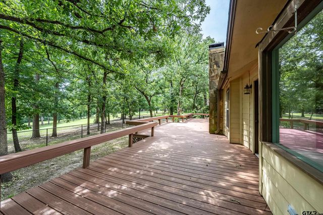 960 Greenbriar Trail, Holly Lake Ranch, TX 75765