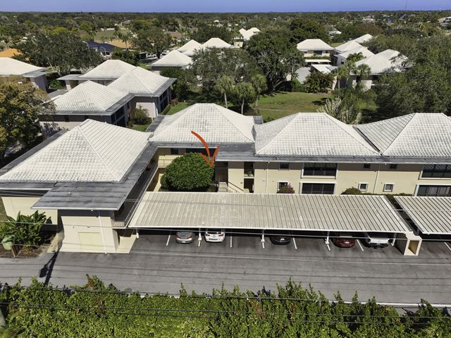 14 SE Turtle Creek Drive Unit B, Jupiter, FL 33469