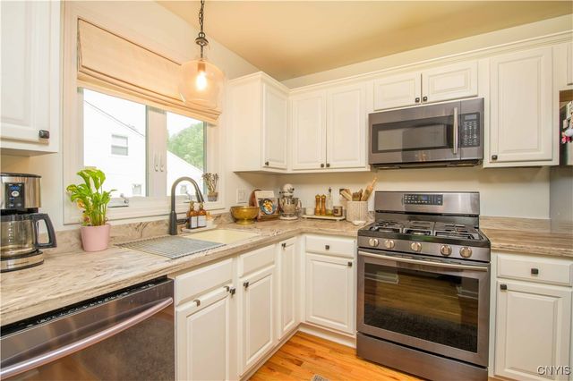 4258 Anguilla Drive, Clay, NY 13090