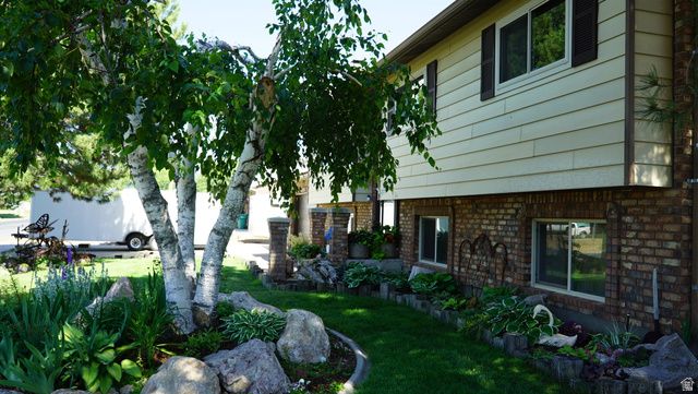 6089 W 5050 S, Hooper, UT 84315