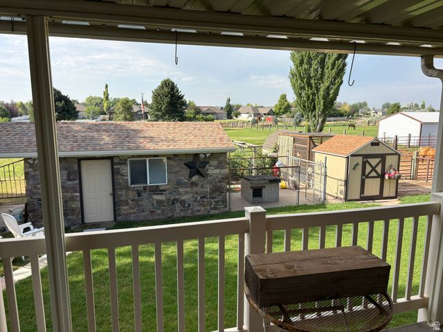 6089 W 5050 S, Hooper, UT 84315
