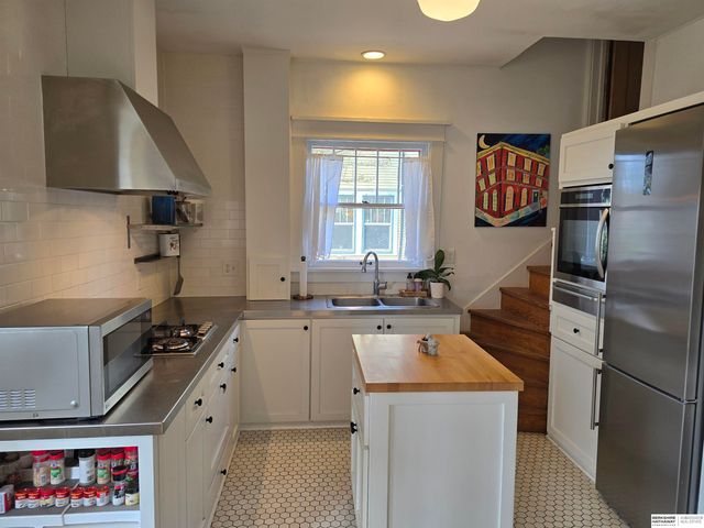 1943 Sewell Street, Lincoln, NE 68502