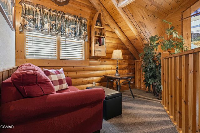 757 Golf View Boulevard, Pigeon Forge, TN 37863