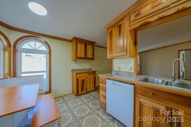 319 Sunrise Ridge Drive 19, Hendersonville, NC 28792