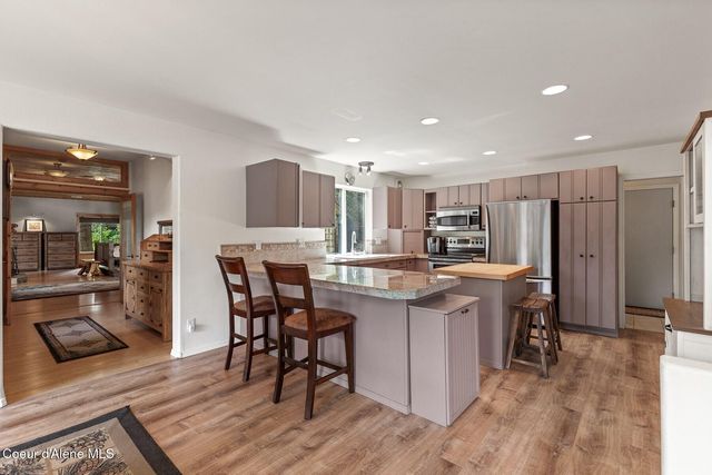 15796 N Shenandoah DR, Hayden, ID 83835