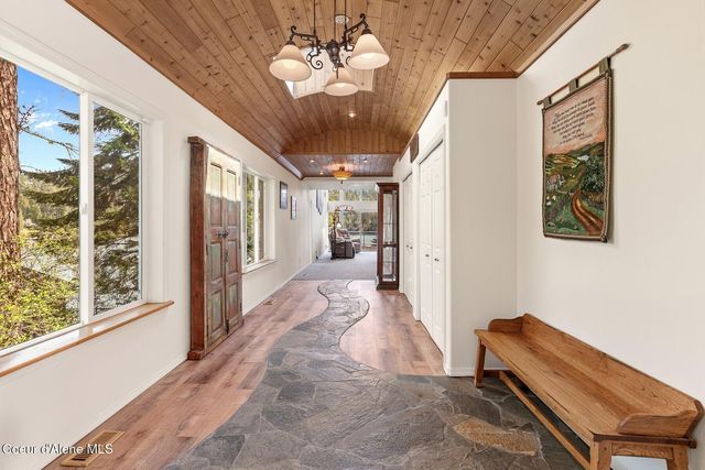 15796 N Shenandoah DR, Hayden, ID 83835