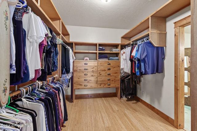 15796 N Shenandoah DR, Hayden, ID 83835