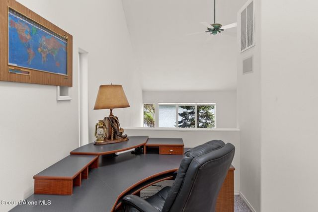 15796 N Shenandoah DR, Hayden, ID 83835