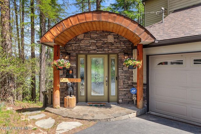 15796 N Shenandoah DR, Hayden, ID 83835