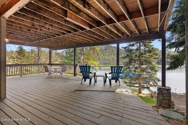 15796 N Shenandoah DR, Hayden, ID 83835