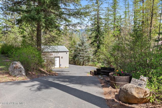 15796 N Shenandoah DR, Hayden, ID 83835