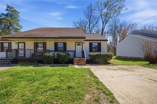 102 Diamond Ave # D, Chesapeake, VA 23323