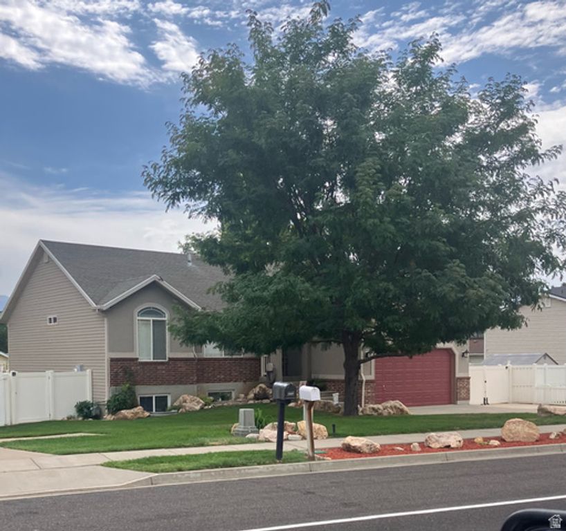 3784 S PARKER DR, Riverdale, UT 84405 — photo 3