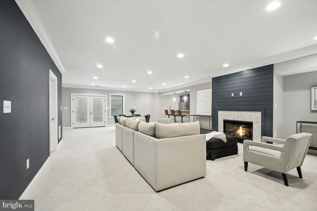 439 LEWIS ST NW, Vienna, VA 22180