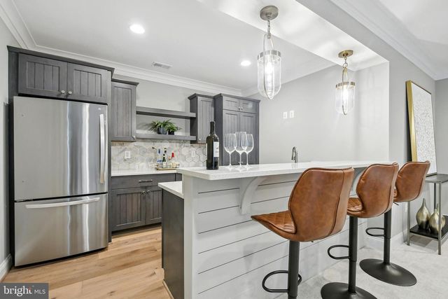 439 LEWIS ST NW, Vienna, VA 22180