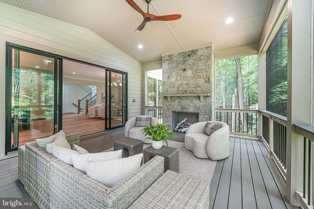 439 LEWIS ST NW, Vienna, VA 22180