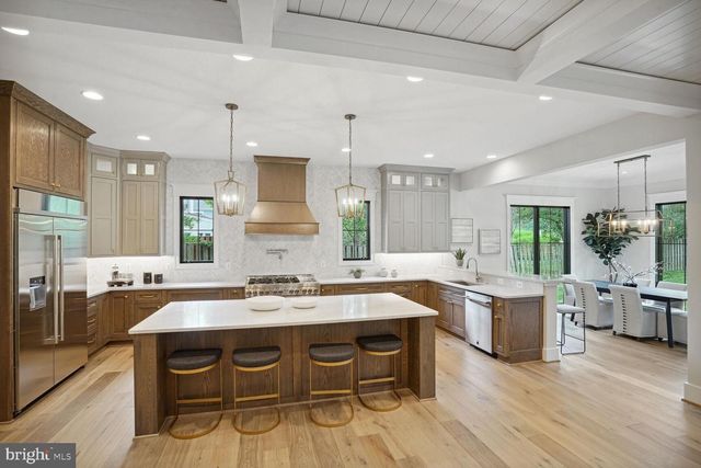 439 LEWIS ST NW, Vienna, VA 22180