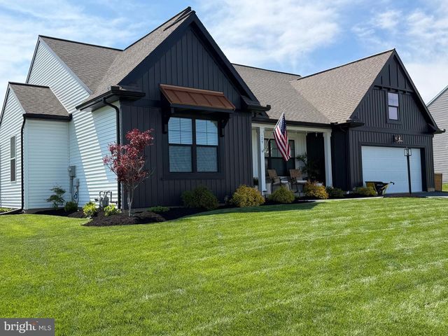 129 PRINCETON PLACE, Lebanon, PA 17042