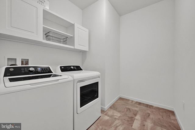 129 PRINCETON PLACE, Lebanon, PA 17042