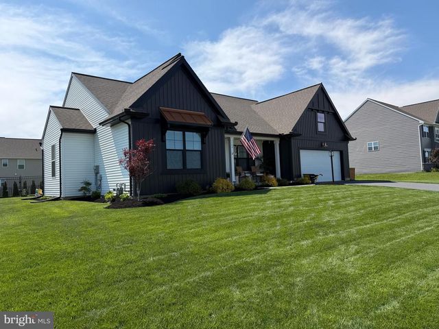 129 PRINCETON PLACE, Lebanon, PA 17042