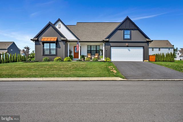 129 PRINCETON PLACE, Lebanon, PA 17042