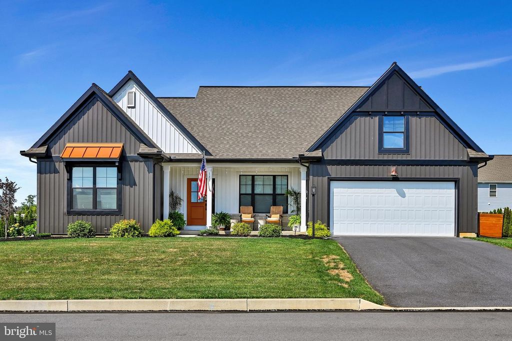 129 PRINCETON PLACE, Lebanon, PA 17042