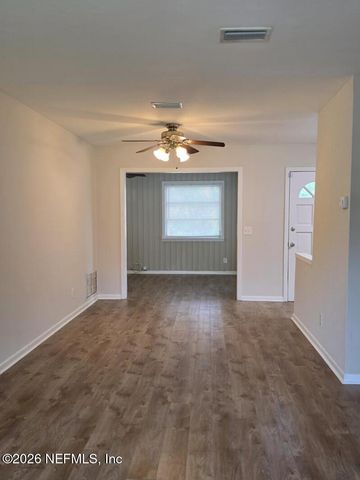 950 MILLARD Court W, Jacksonville, FL 32225