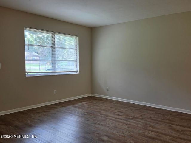 950 MILLARD Court W, Jacksonville, FL 32225