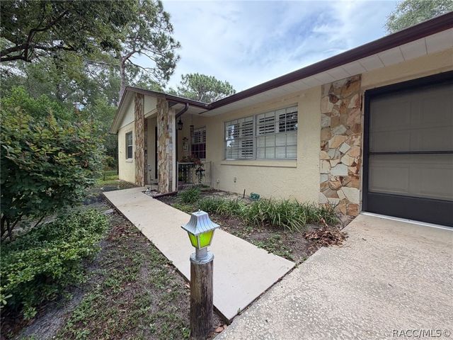 620 Whitney Avenue, Inverness, FL 34452