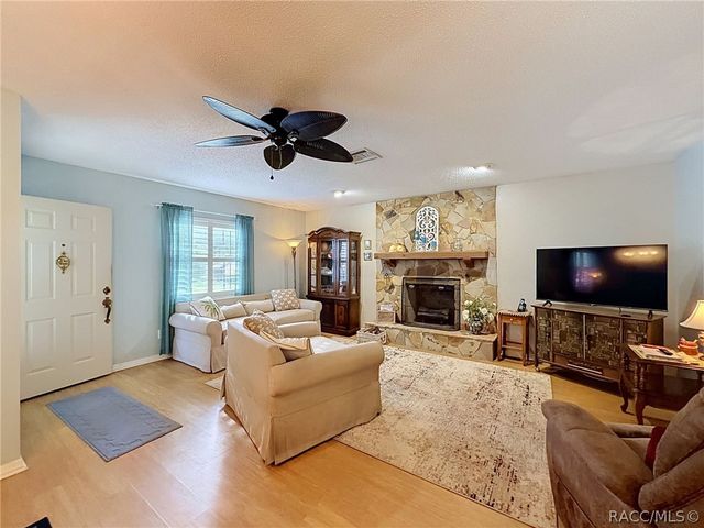 620 Whitney Avenue, Inverness, FL 34452