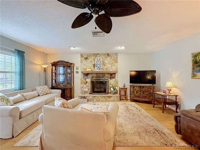 620 Whitney Avenue, Inverness, FL 34452